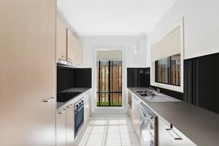 Sixth view of Homely house listing, 40 Napier Circuit, Silkstone QLD 4304