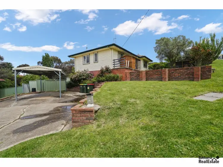 16 White Street, West Bathurst NSW 2795