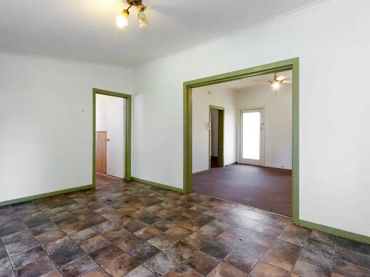 Sixth view of Homely house listing, 122 Thomson Street, Sale VIC 3850