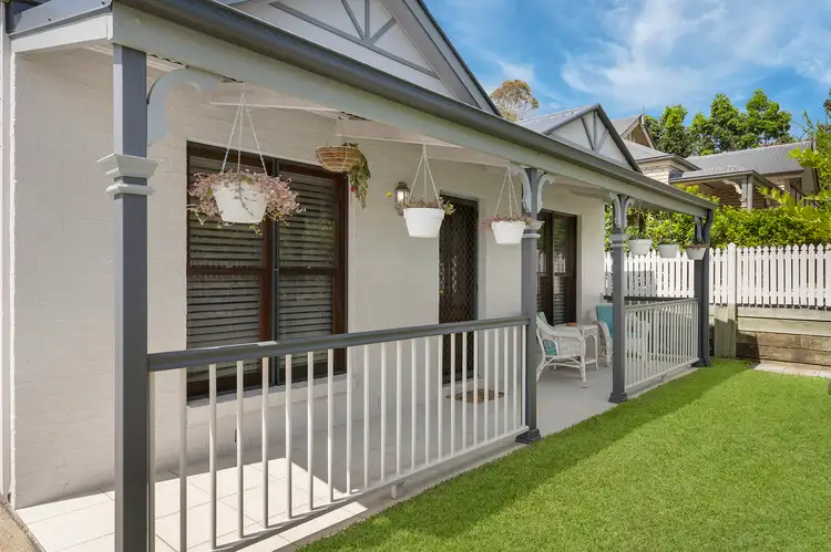 Second view of Homely house listing, 8 Sailboat Way, Springfield Lakes QLD 4300