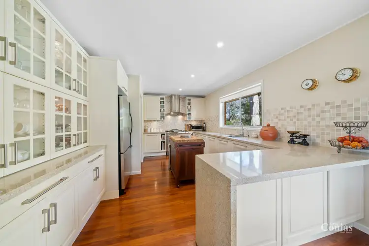 174 Burbong Street, Chapel Hill QLD 4069