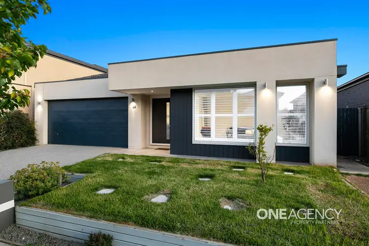 32 Coastwatch Road, Point Cook VIC 3030