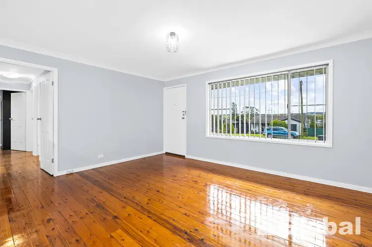 Fourth view of Homely house listing, 28 Argyll Cr, Edgeworth NSW 2285