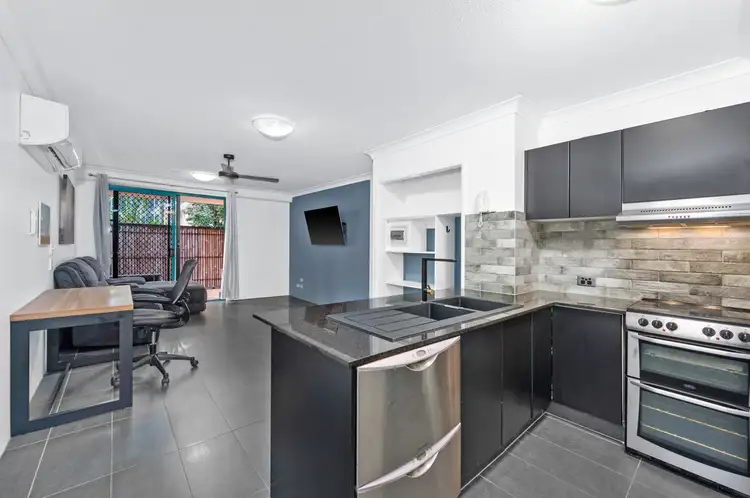 12/20-26 Anne Avenue, Broadbeach QLD 4218