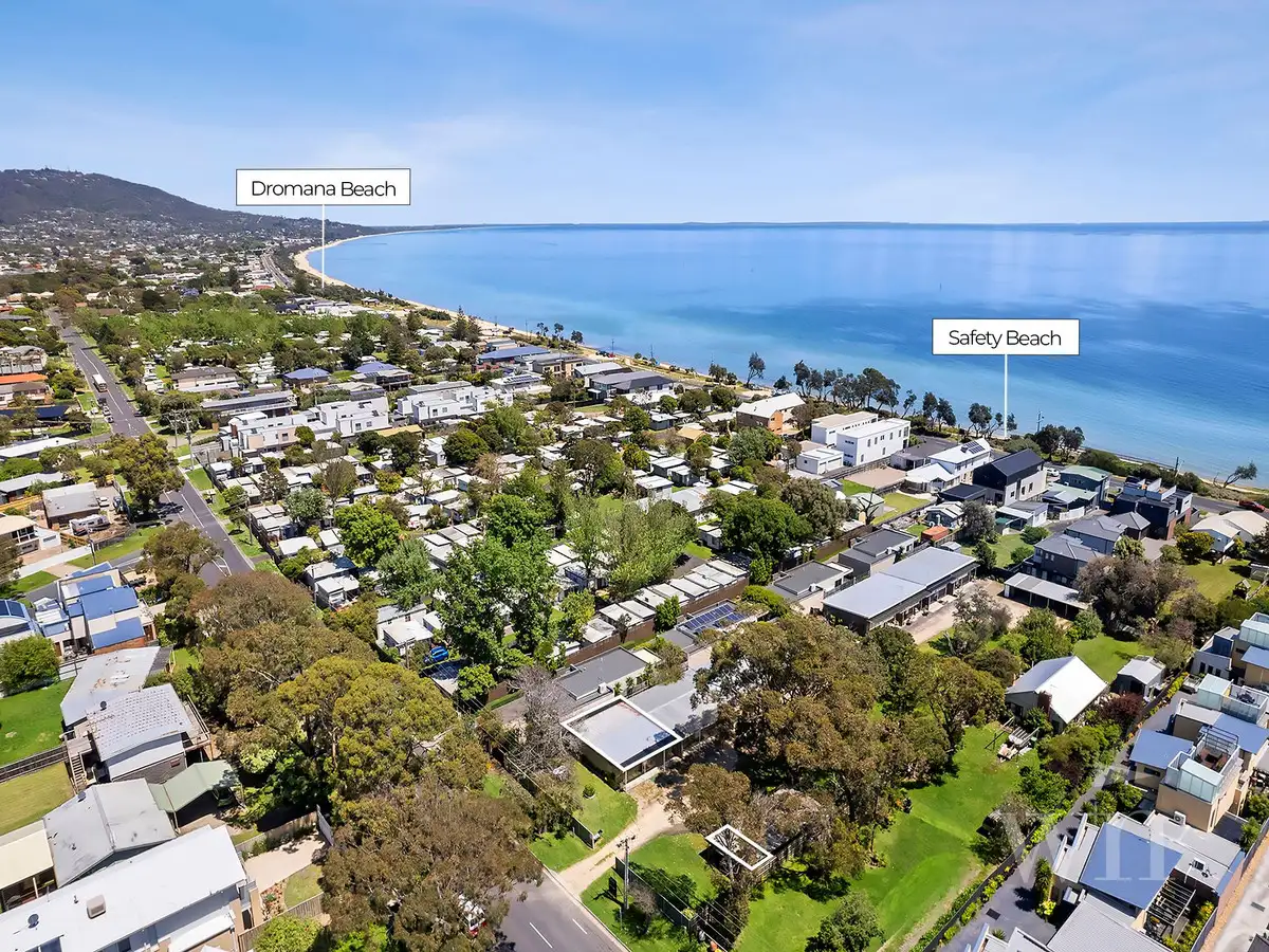 Main view of Homely unit listing, 1/207 Dromana Parade, Safety Beach VIC 3936