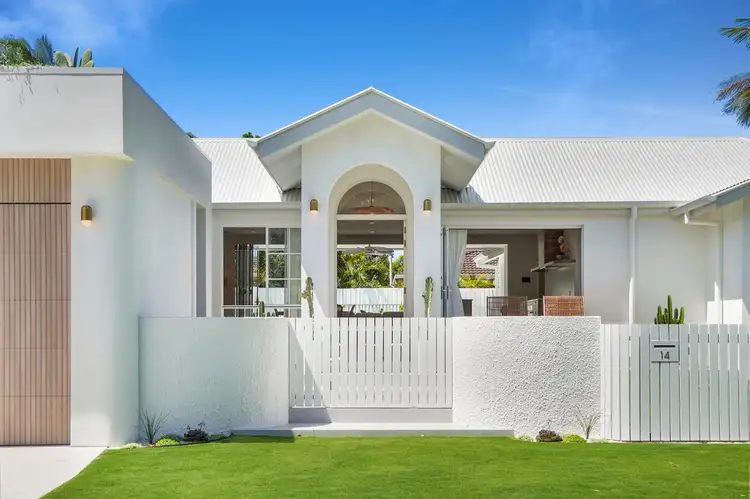 14 Keppel Court, Mermaid Waters QLD 4218
