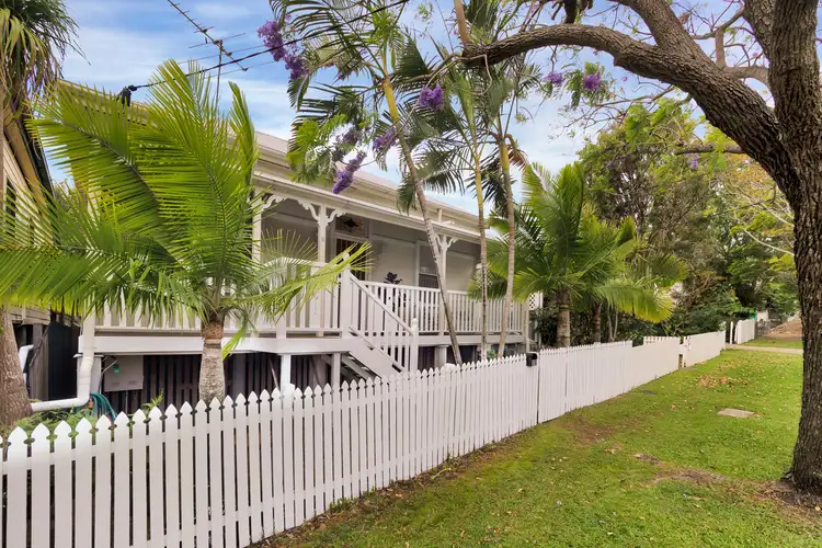 11 Bale Street, Albion QLD 4010