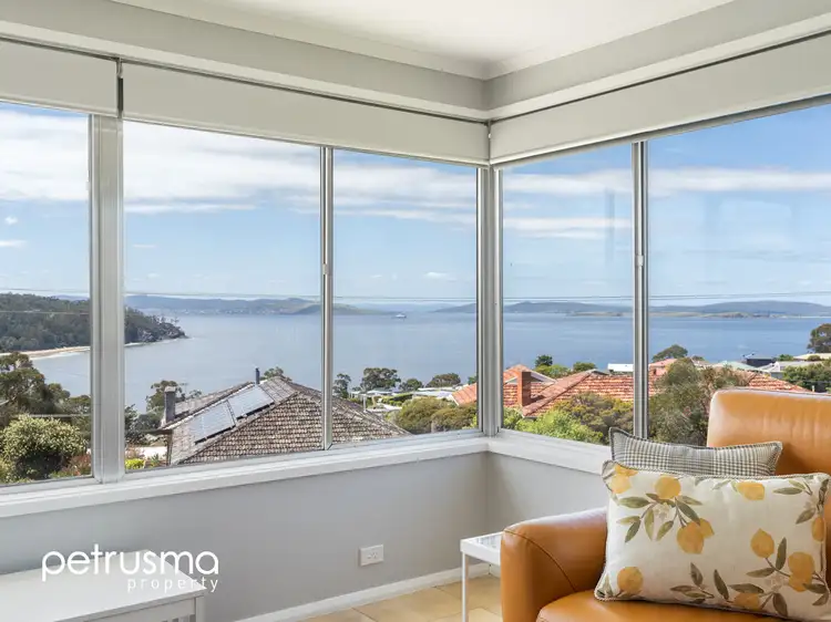 16 Kunama Drive, Kingston Beach TAS 7050