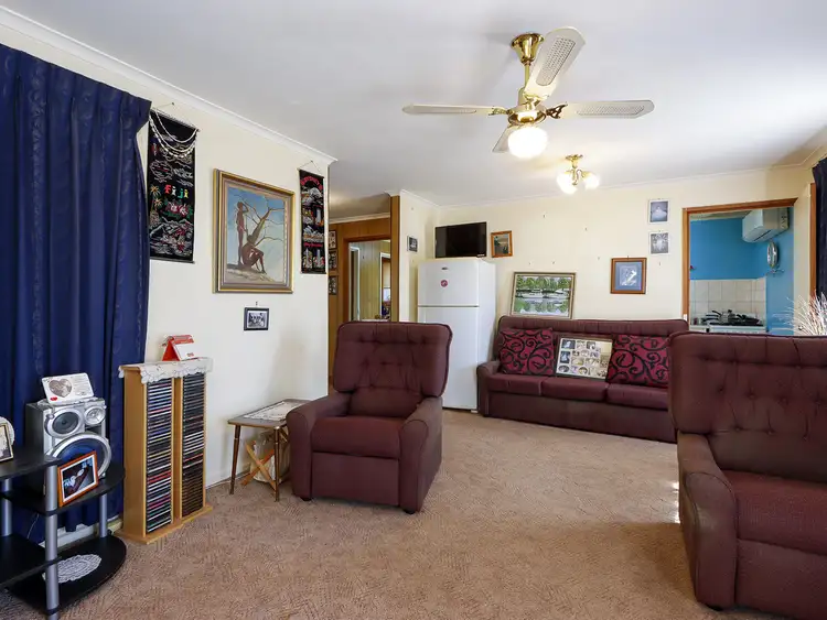 Fifth view of Homely house listing, 10 Chalmer Court, Sale VIC 3850