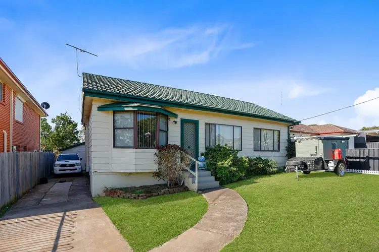 80 & 80A Hoddle Avenue, Campbelltown NSW 2560
