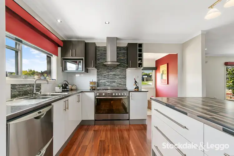 Second view of Homely house listing, 7 Banksia Crescent, Churchill VIC 3842
