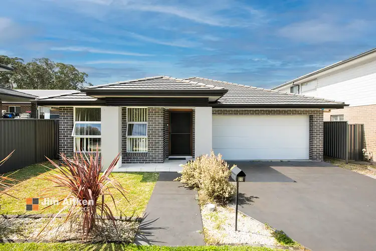 30/48 Xavier Crescent, Jordan Springs NSW 2747