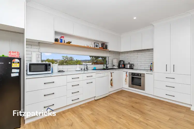 10 Condon Avenue, Mount Austin NSW 2650