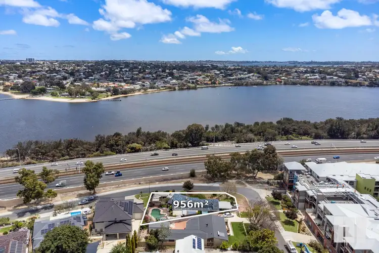 1 Roebuck Drive, Salter Point WA 6152