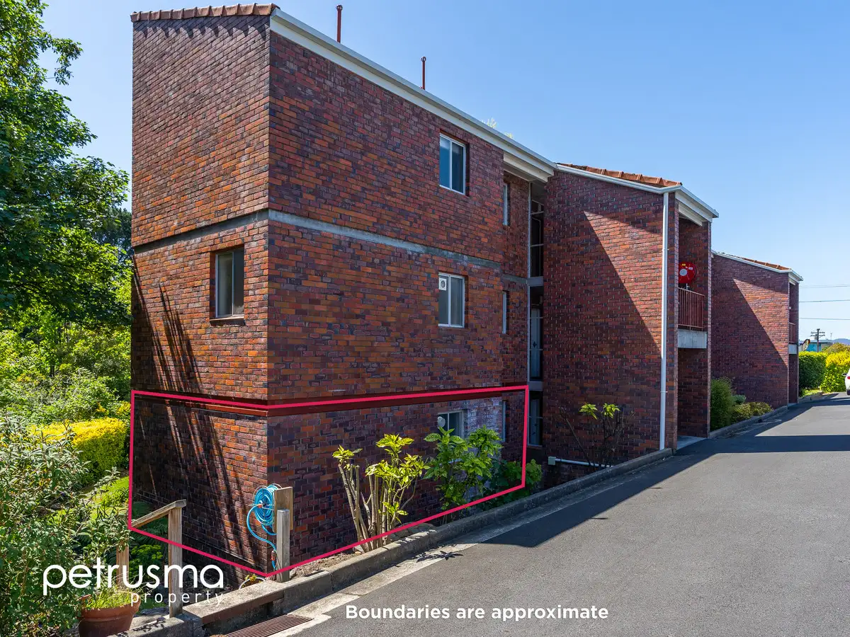 Main view of Homely unit listing, 4/15 Greenlands Avenue, Sandy Bay TAS 7005