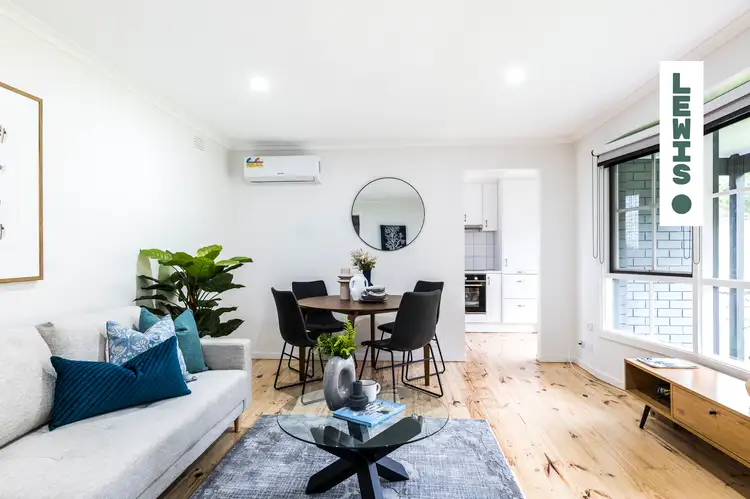 1/4 Kandanga Grove, Bulleen VIC 3105