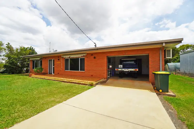 28 Foulis Street, Mareeba QLD 4880