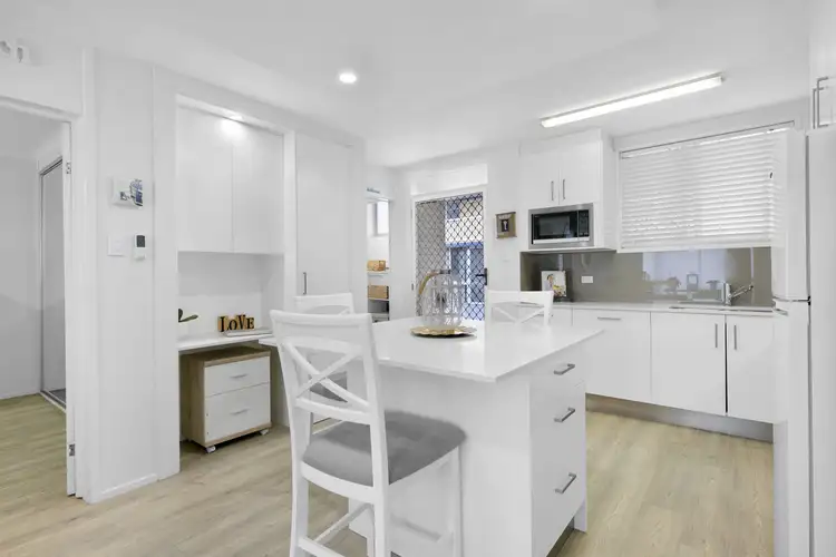 Fifth view of Homely unit listing, 10/286 The Esplanade, Miami QLD 4220
