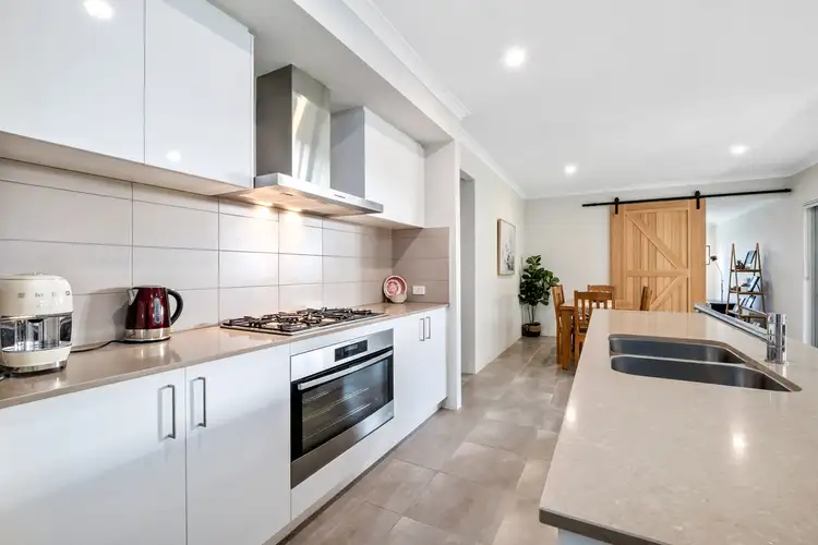 Fifth view of Homely house listing, 10 Bartley Chase, Aveley WA 6069