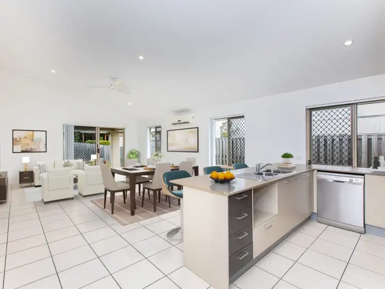60 Laguna Crescent, Springfield Lakes QLD 4300