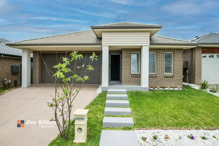 3 Tango Close, Jordan Springs NSW 2747