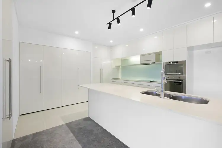 Fifth view of Homely unit listing, 204/1 Toombul Avenue, Miami QLD 4220