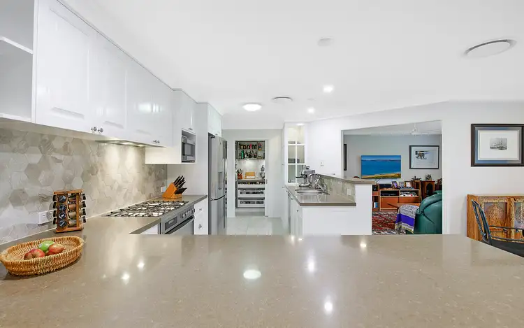 Fifth view of Homely house listing, 10 Pangela Court, Alexandra Hills QLD 4161