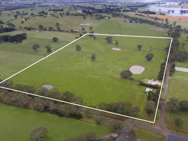 64 Darks Road, Cavendish VIC 3314