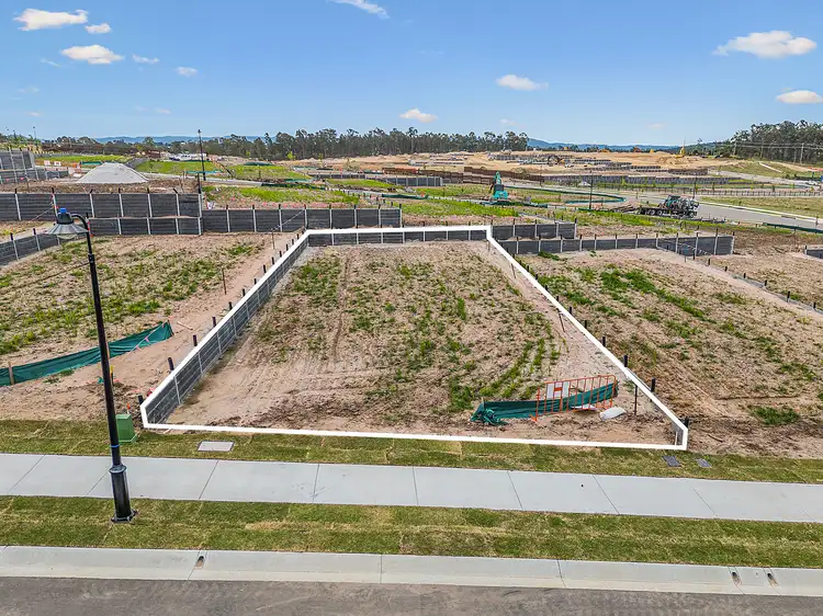9 Jolly Mews, Ripley QLD 4306