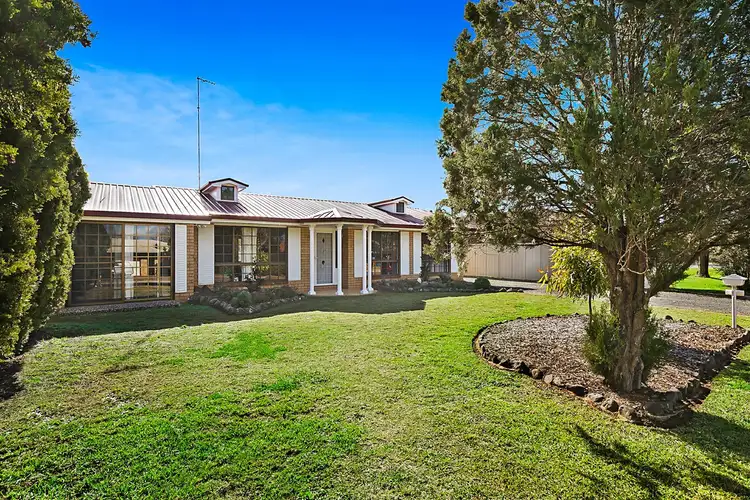 7 Fysh Court, Wilsonton QLD 4350