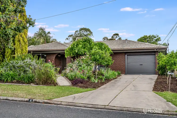 9 Headingley Street, Hope Valley SA 5090