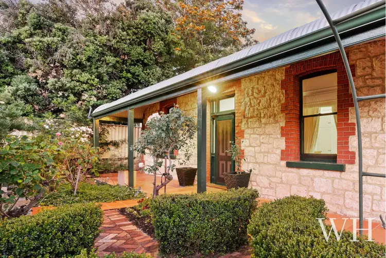 18 Preston Point Road, East Fremantle WA 6158