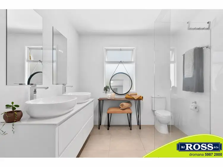 Fifth view of Homely townhouse listing, 24A Fairway Crescent, Mccrae VIC 3938