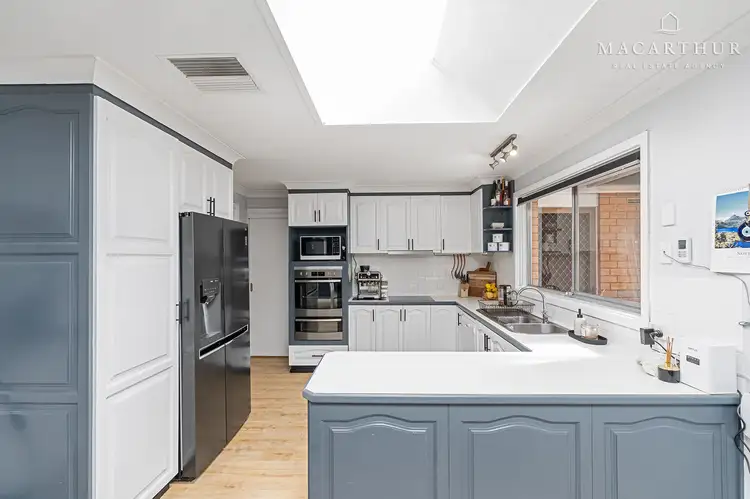 Sixth view of Homely house listing, 40 Temerloh Avenue, Tolland NSW 2650