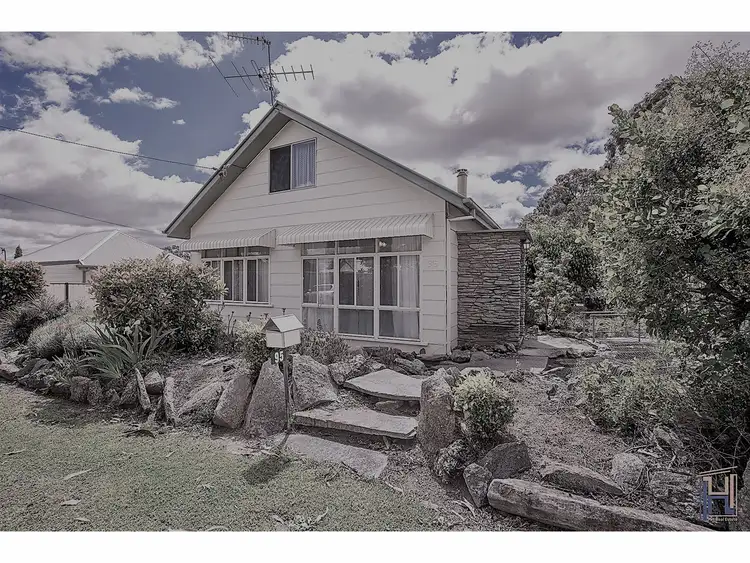95 Golgotha Street, Armidale NSW 2350