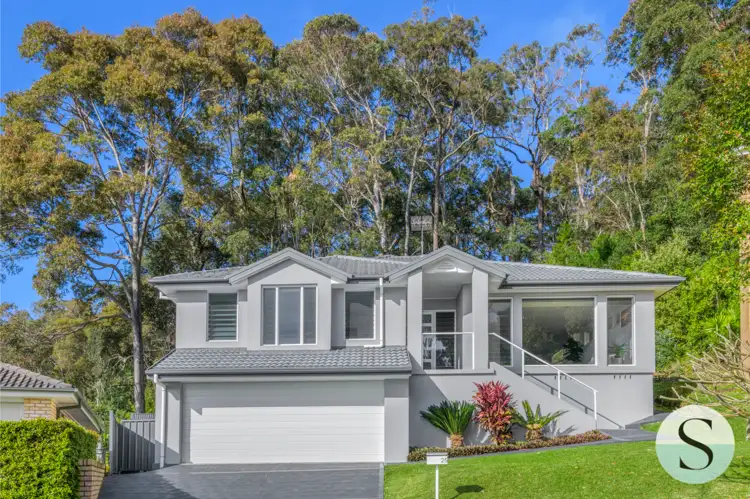 25 Palm Tree Crescent, Caves Beach NSW 2281