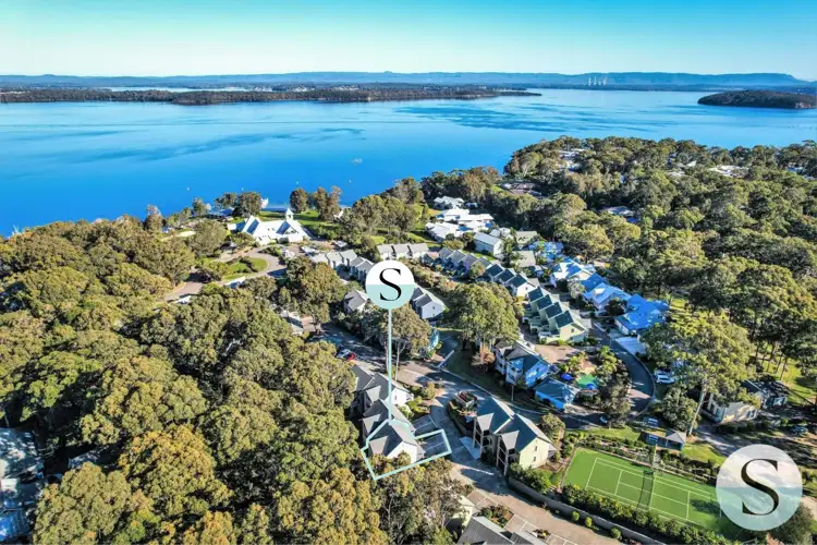 Main view of Homely townhouse listing, 508 Currawong Circuit, Cams Wharf NSW 2281