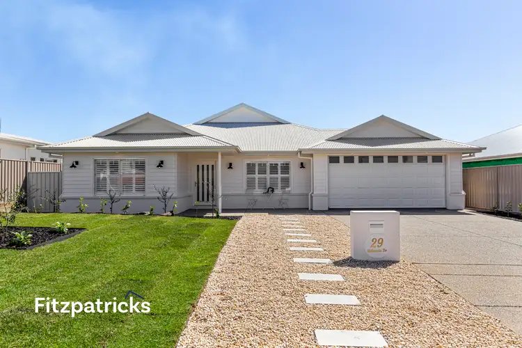29 Valencia Drive, Gobbagombalin NSW 2650