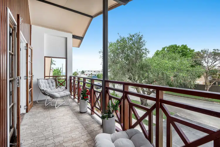 64 Makaha Drive, Birkdale QLD 4159