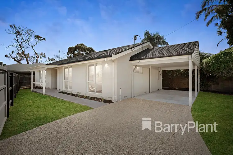 Second view of Homely house listing, 4 Elm Court, Rosebud VIC 3939