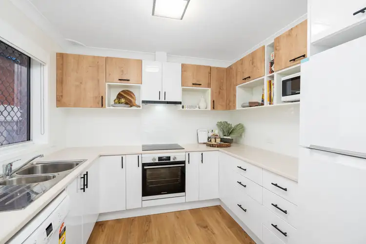 Sixth view of Homely house listing, 8 Isis Street, Wyoming NSW 2250