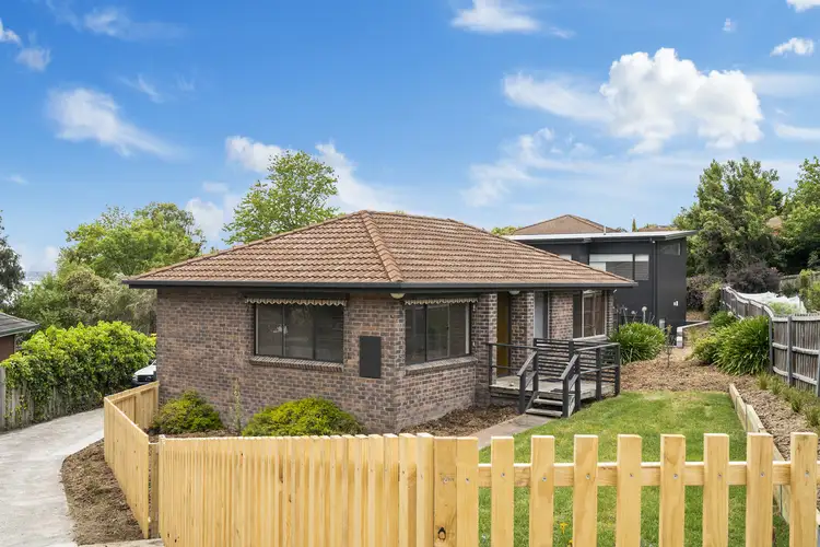 1/5 Calder Crescent, Blackmans Bay TAS 7052