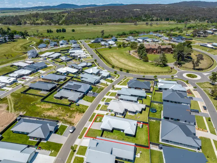 Second view of Homely house listing, 7 Madeleine Drive, Goulburn NSW 2580