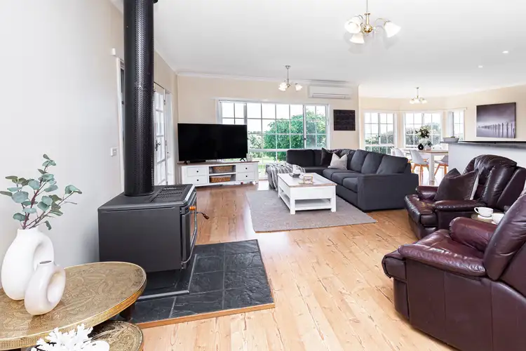 Fifth view of Homely house listing, 695 Princes Highway, Illowa VIC 3282