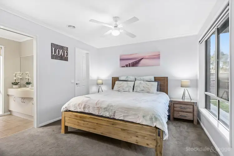 Second view of Homely house listing, 3 Huntingtower Crescent, Langwarrin VIC 3910