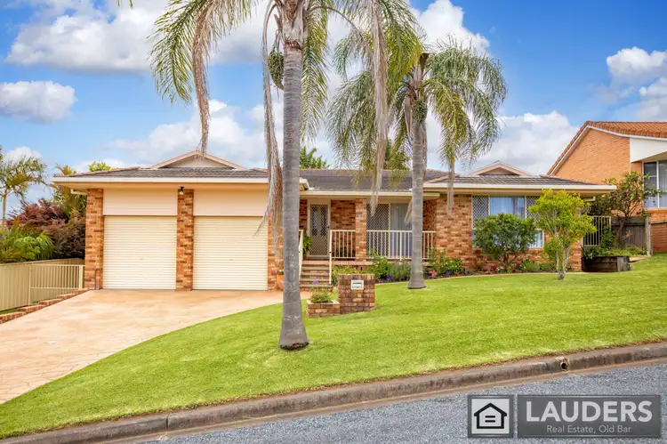 4 Osprey Avenue, Old Bar NSW 2430