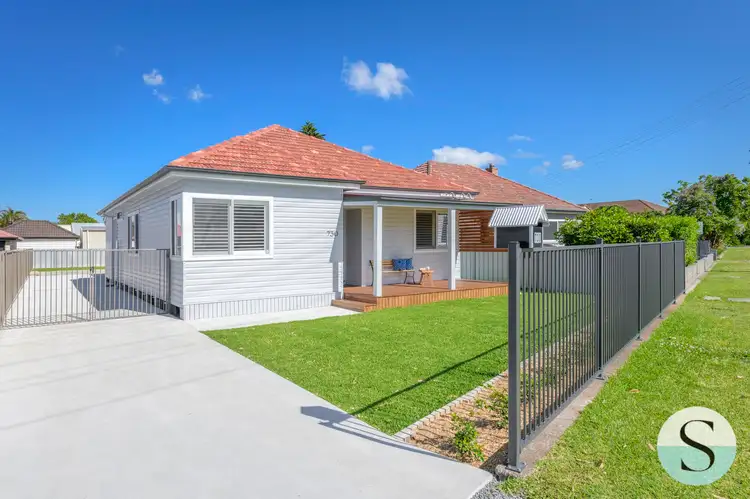 730 Pacific Highway, Belmont South NSW 2280