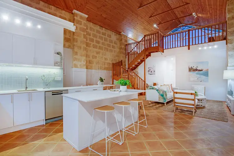 10/18 Strang Street, Beaconsfield WA 6162