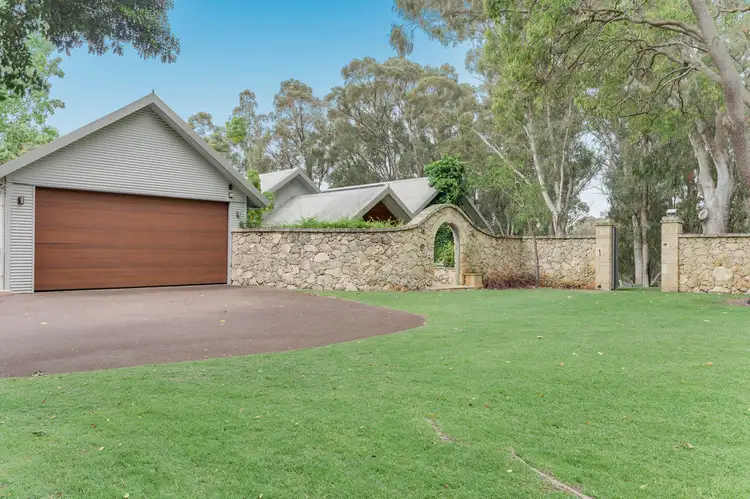922 Eighty Road, Baldivis WA 6171