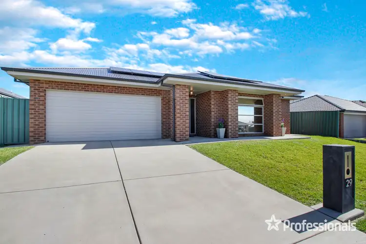 7/3 Hazelwood Drive, Forest Hill NSW 2651